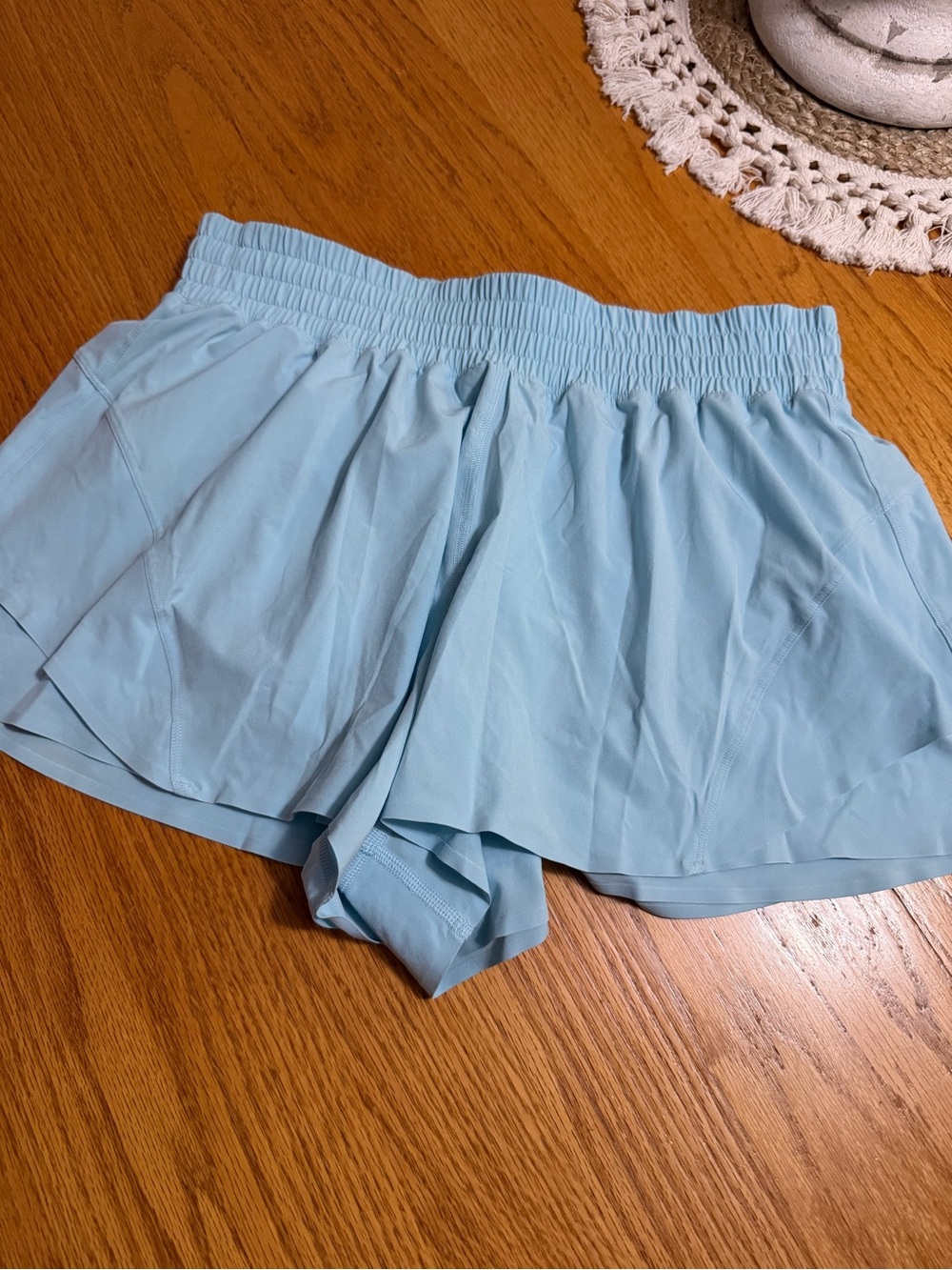 NWOT Lululemon Foam Cloud Shorts size Large